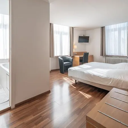 Du Parc 4* أوستيند