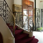 Hotel Du Parc 4*