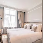 Hotel Du Parc 4*